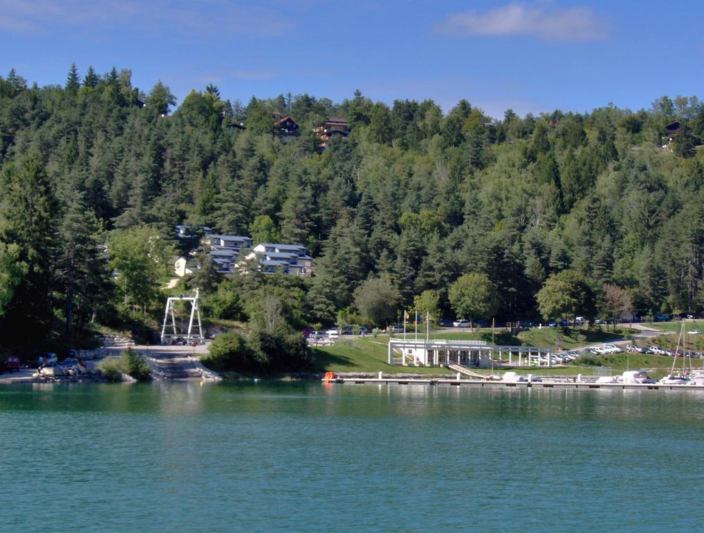 Vvf Jura Lac De Vouglans Maisod Exteriör bild
