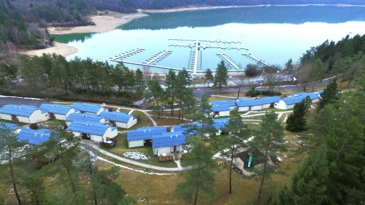 Vvf Jura Lac De Vouglans Maisod Exteriör bild